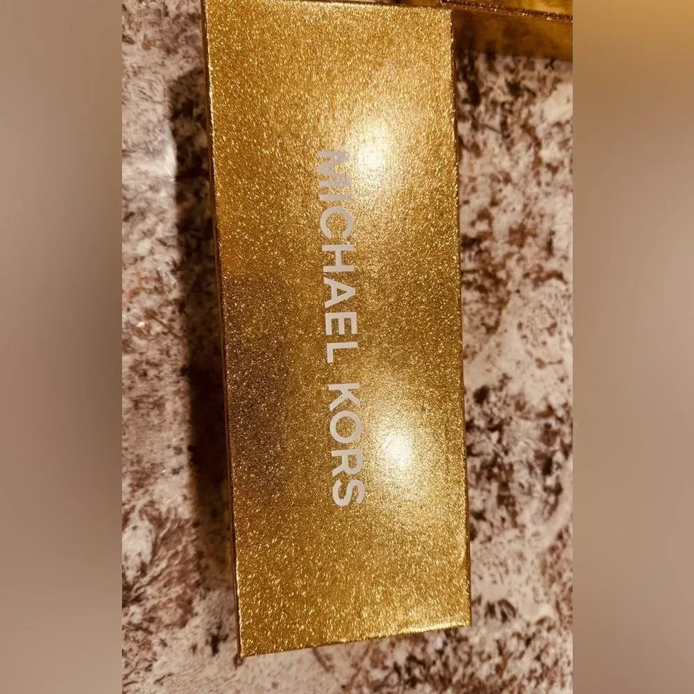 MICHAEL Michael Kors brand new